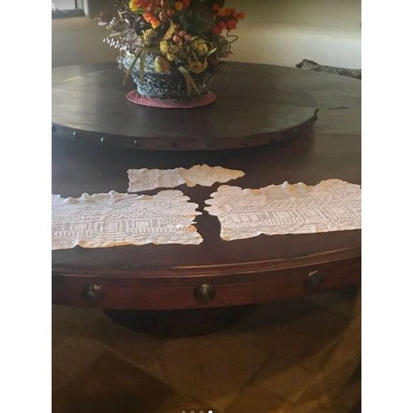 Antique Doilie 3 Piece Set - Picture 3 of 3